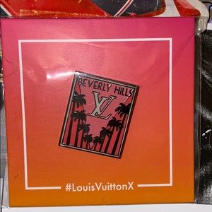 Louis Vuitton X Beverly Hills Pin